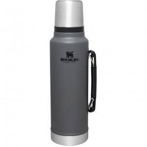 Charcoal Stanley Classic Legendary Vacuum Insulated Bottle | 1.5 QT | VHLO41237